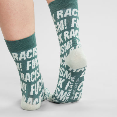 Socken Sigtuna Fuck Racism Pattern Forest Green